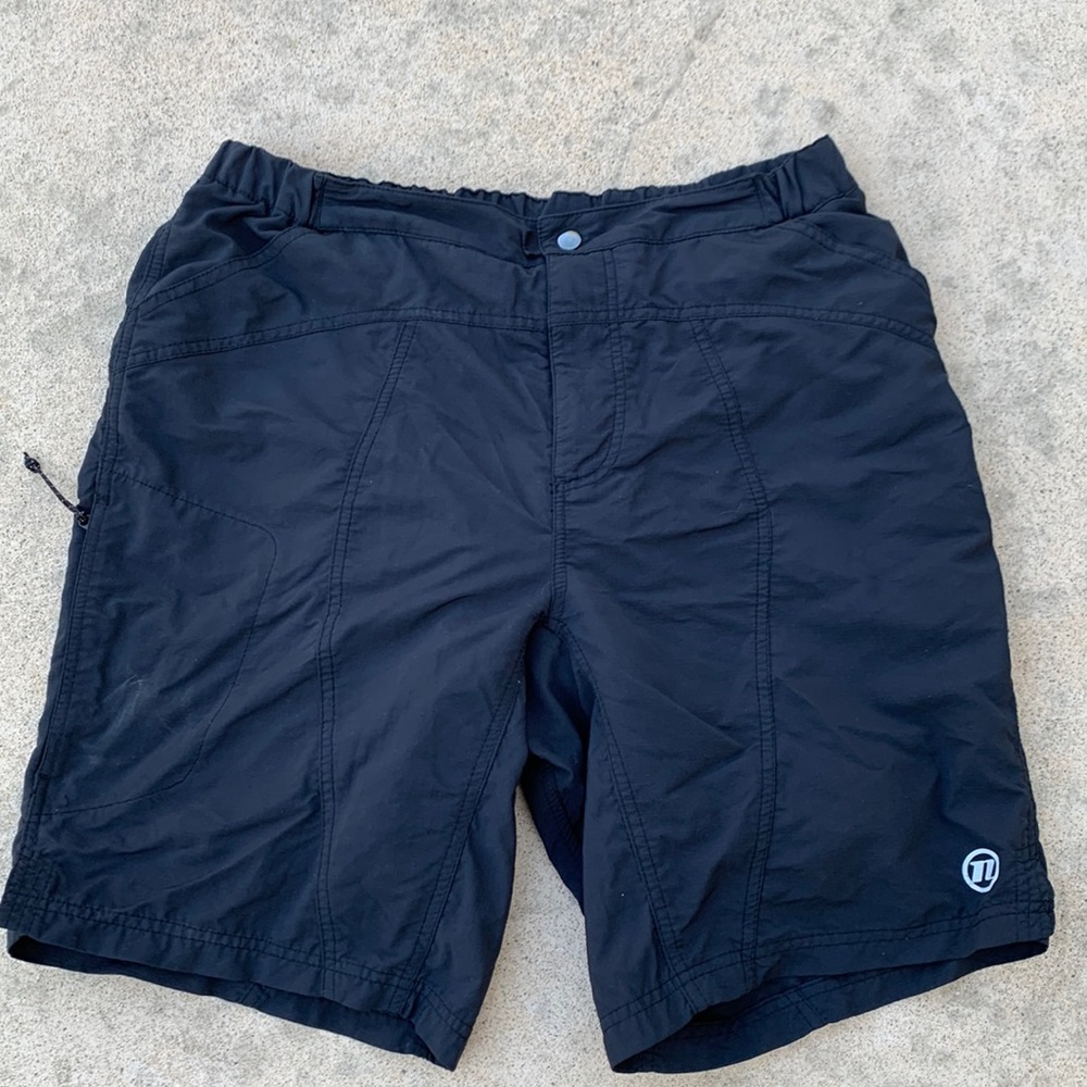 Novara Black Padded Cycling Shorts Mens Size L